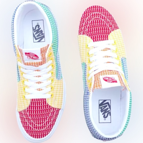 SOLD! Vans Unisex - Mid Pride (2021); NWT; Never Worn! - Picture 3 of 7